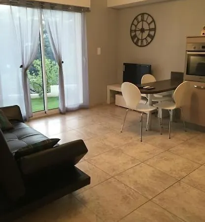 Studio Pour 2 Personnes Di Pietrabugno Semesterbostad Cardo